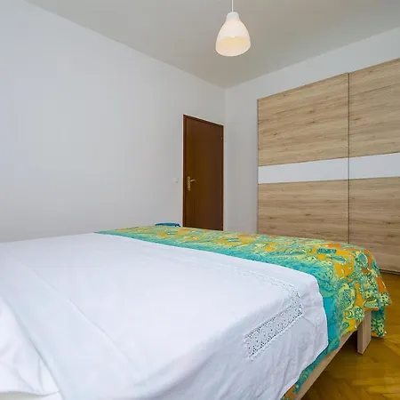 House Marija Nyaraló