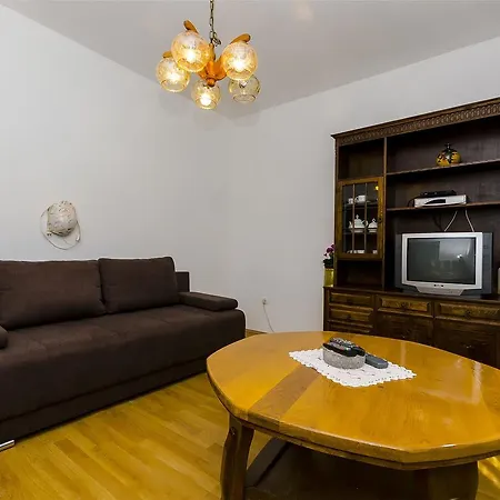 Nyaraló House Marija *